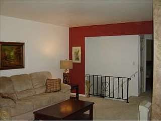 2nd image of 25325 Potomac Dr