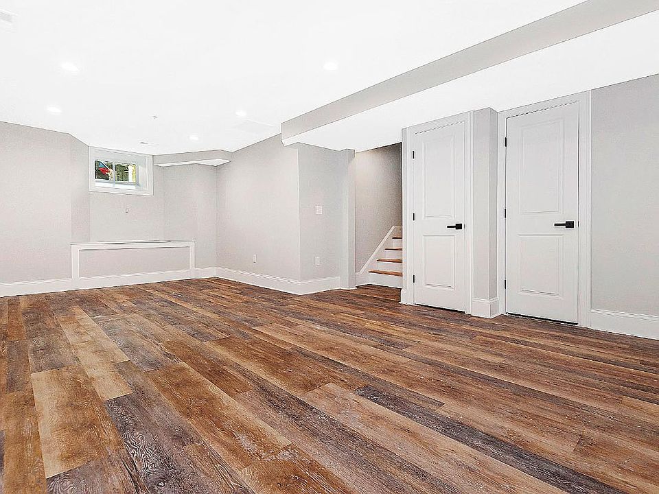 2nd image of 67 Havre St #1