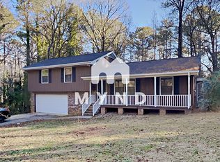 29 Fair Oaks Dr SE, Conyers, GA 30094