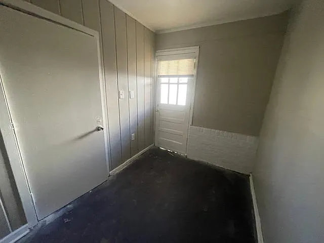 1233 Perkins Ter — Photo 5