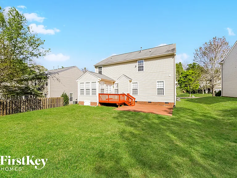 6221 Elderbush Dr — Photo 15
