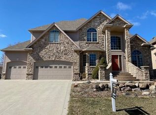 124 62nd St, West Des Moines, IA 50266