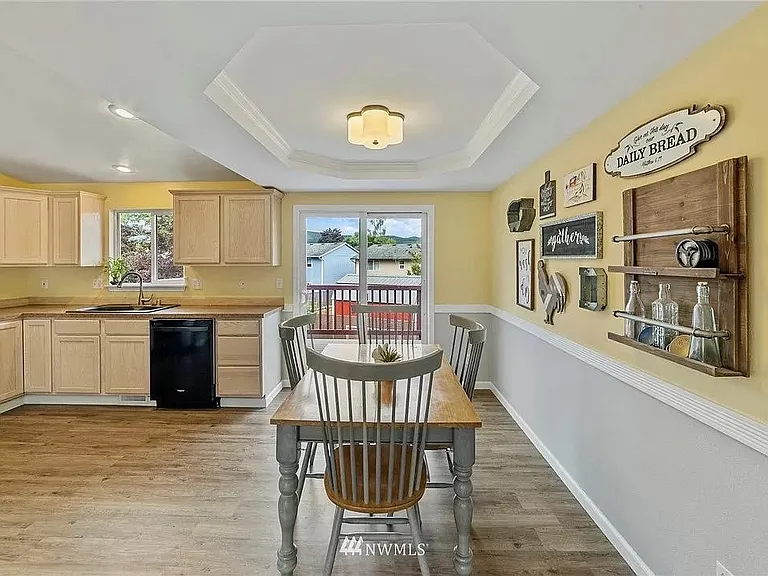 Dining Area and Kitchen