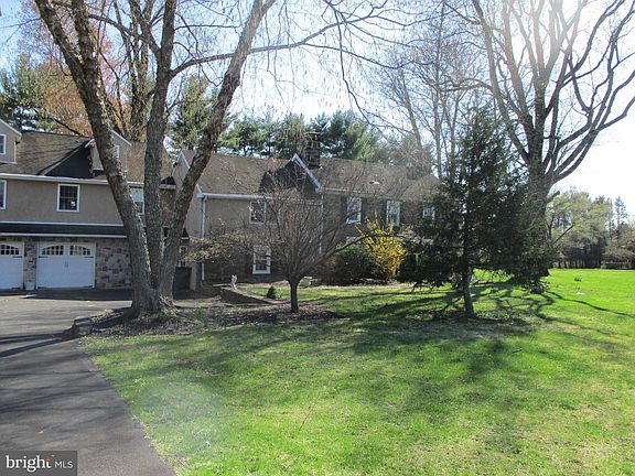 2nd image of 131 Richboro Rd