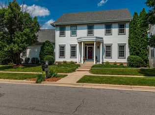 1121 Bluebird Trl, Waunakee, WI 53597
