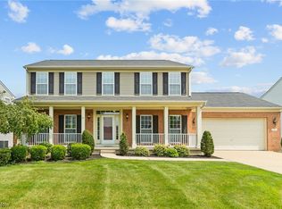 92 Stonesthrow Dr, Berea, OH 44017