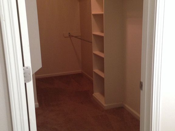 Master Closet (Hers)