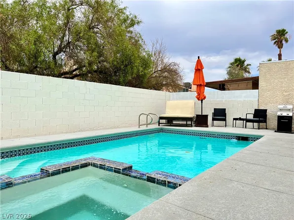 7716 Sparkle Ave, Las Vegas, NV 89145