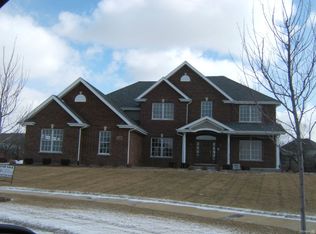 22403 Mallow Dr, Frankfort, IL 60423