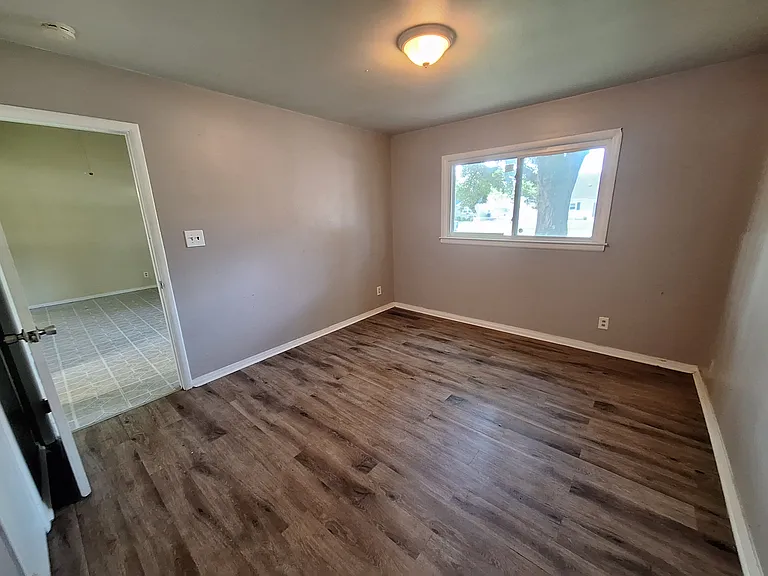 Bedroom master