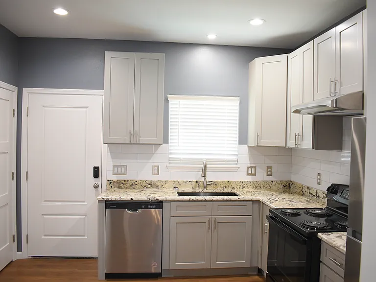 720 Martinsville St #102 — Photo 29