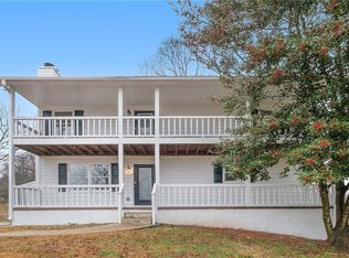 612 Beau Ct, Winder, GA 30680