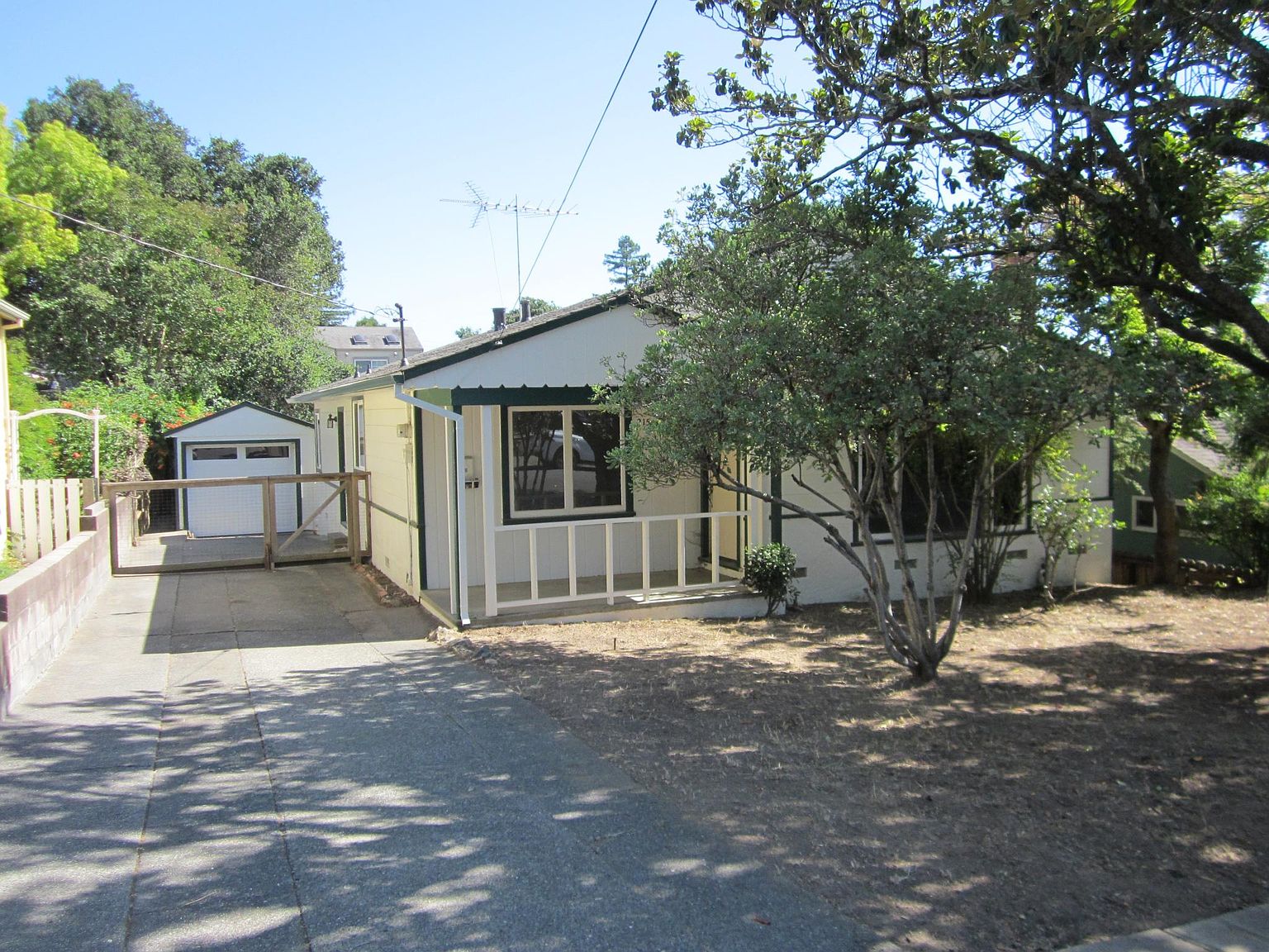 215 E Spring St, Napa, CA 94559 Zillow