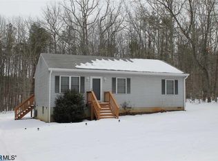 853 Barnaby Rd, Palmyra, VA 22963