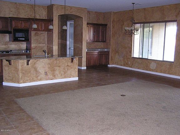 4th image of 4545 N 152nd Dr