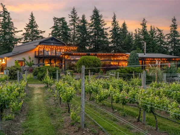 2400 Anderton Rd, Comox Valley, BC V9M 4E5