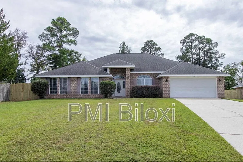 4 bed, 3.0 bath, 2900 sqft, $2,600 — Photo 3