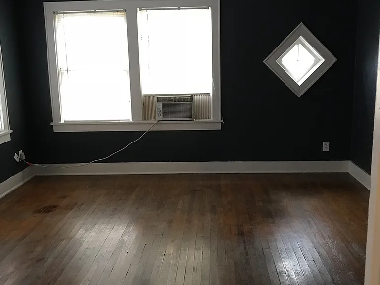 616 W Lafayette St — Photo 22