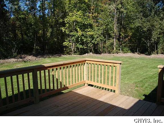 4th image of 501 McClennan Dr