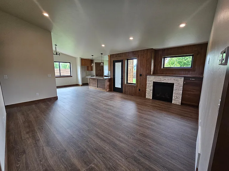 146 Lazy Creek Way — Photo 4