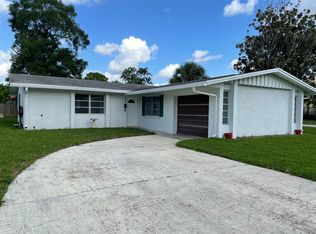 499 Iris Ave, Palm Beach Gardens, FL 33410