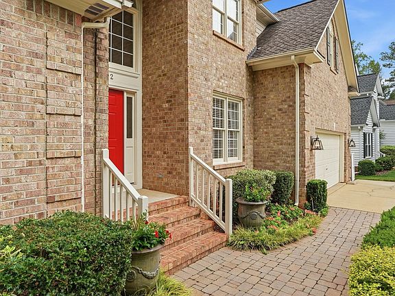 5th image of 502 Cricketfield Ln