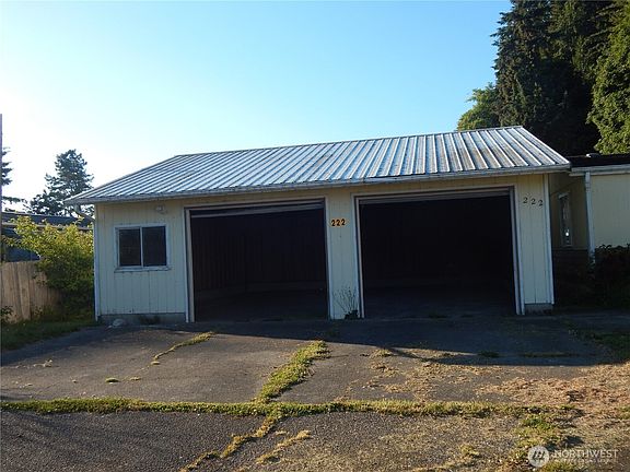 3rd image of 222 Salmon Street