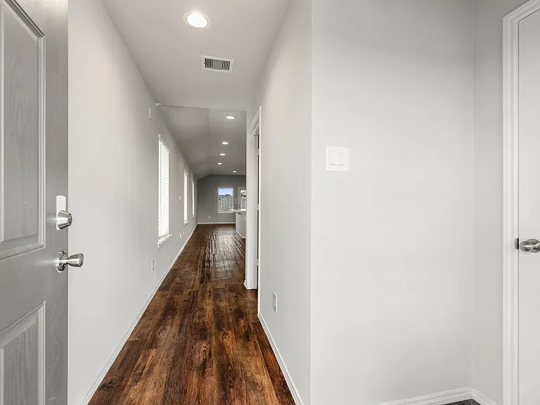 2354 Otter Falls Dr — Photo 3