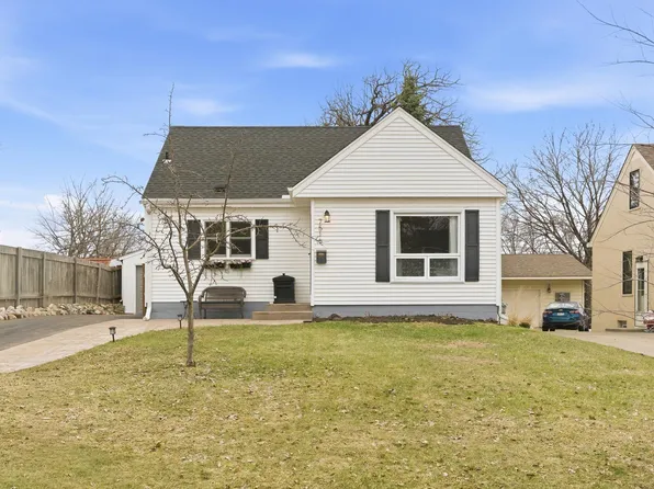 7516 North St, Saint Louis Park, MN 55426
