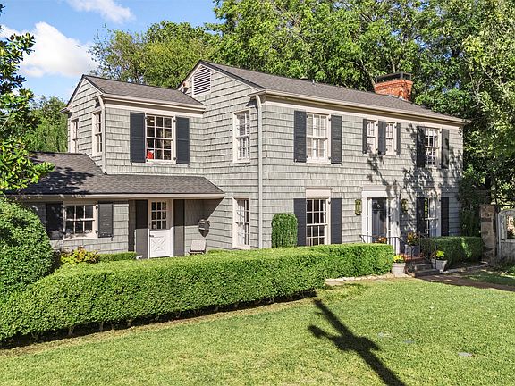 3rd image of 6902 Robin Rd