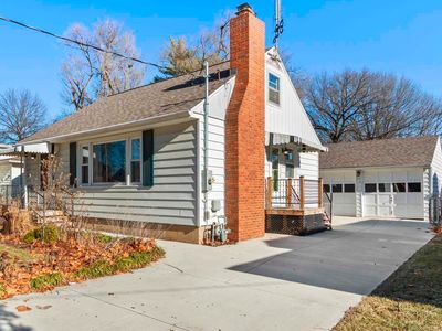730 N Swords Ave, West Peoria, IL, 61604
