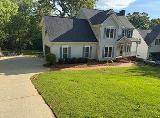 17 River Way Dr, Greer, SC 29651