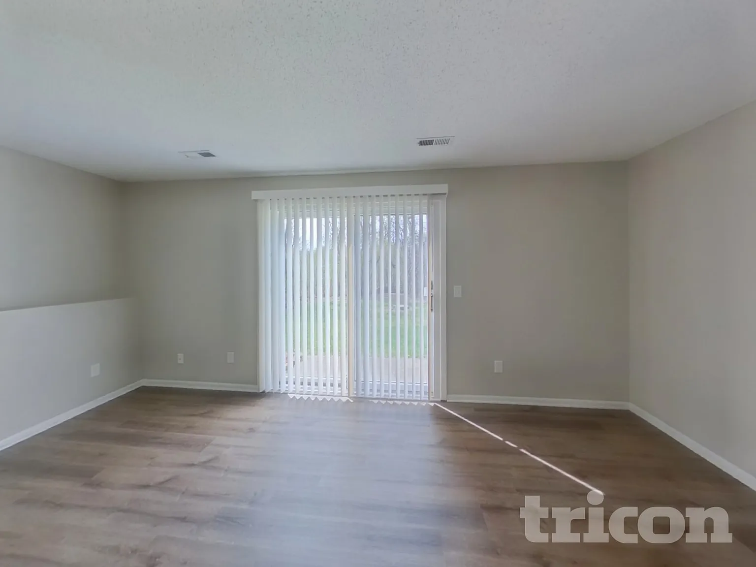 1444 Willow Creek Lane Shoreview MN — Photo 3
