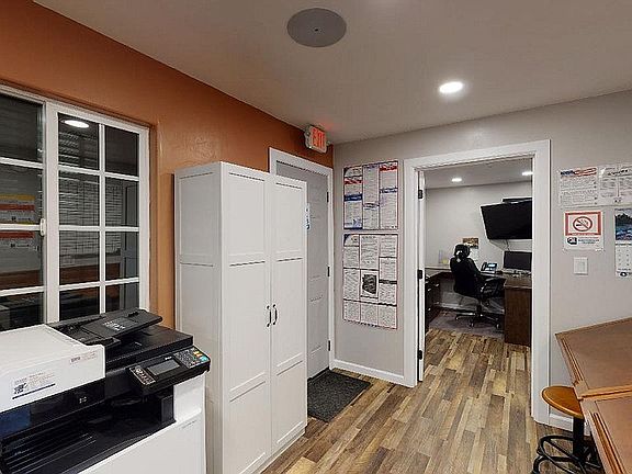 4th image of 2314 N Northway Ave