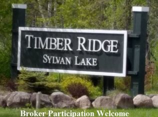 1911 Red Oak Dr, Brainerd, MN 56401