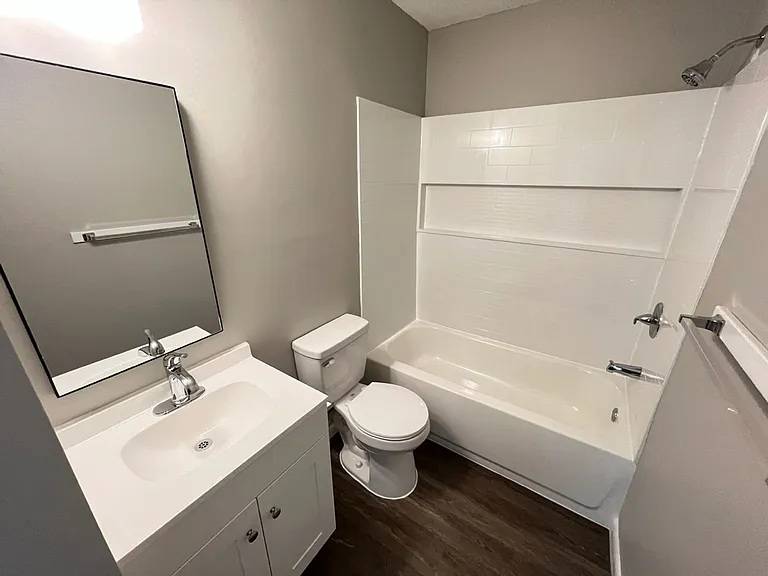 Ligon Apartments- 2900 Ligon St — Photo 10
