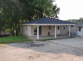 353 Edith St, Dubuque, IA 52001