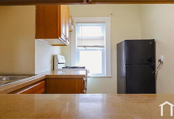 2nd image of 159 Covel St APT 2