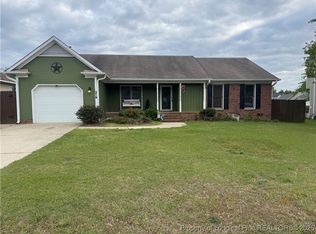 219 Larchmont Rd, Fayetteville, NC 28311