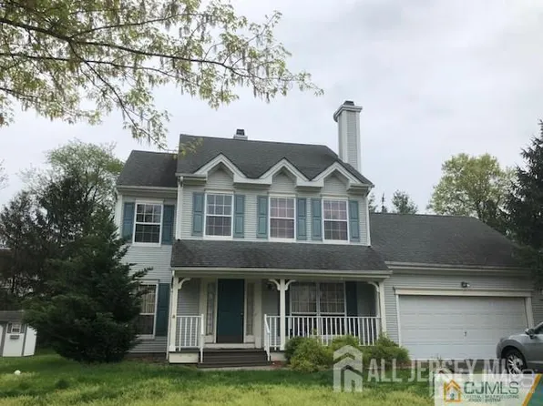 574 Buckingham Dr, Piscataway, NJ 08854