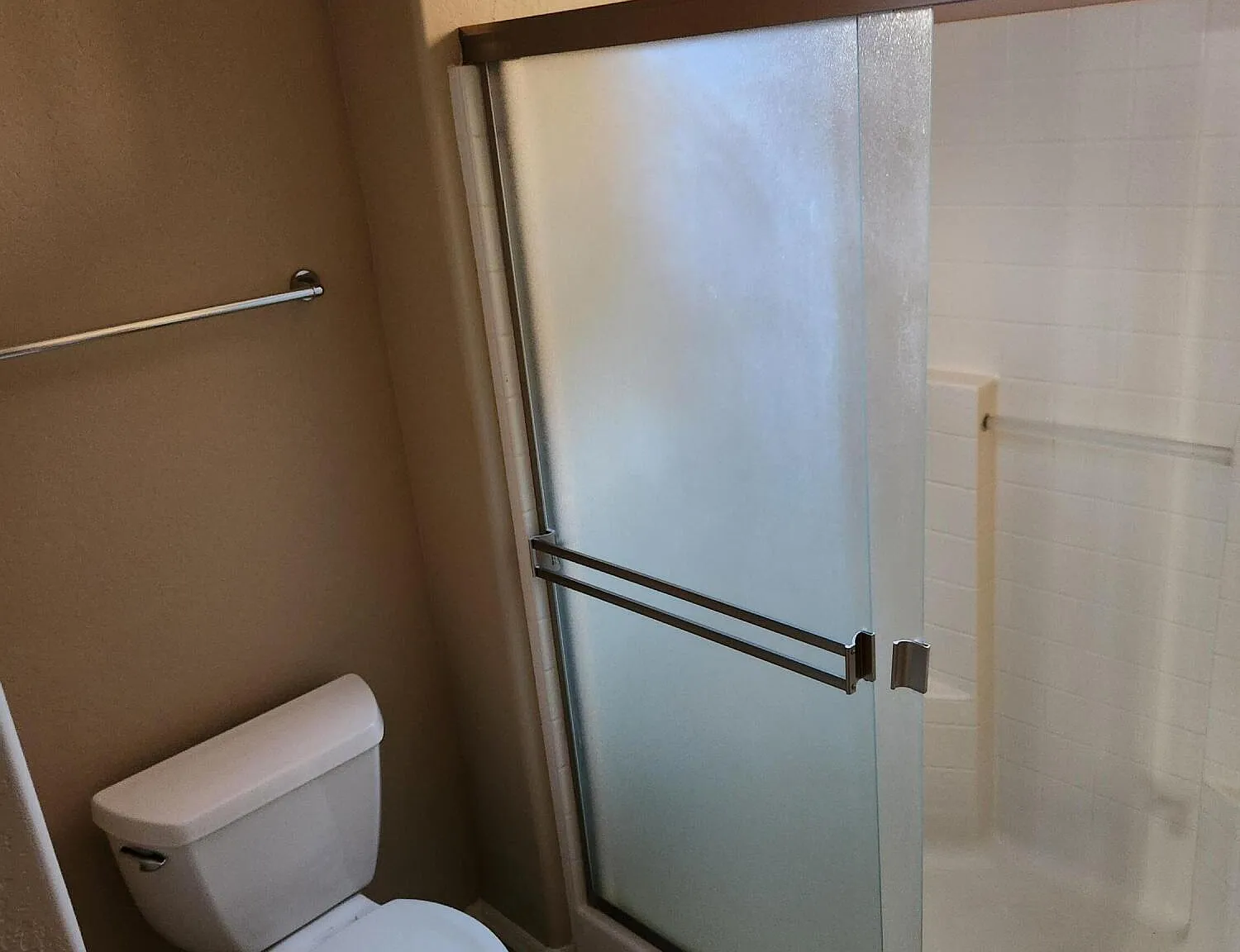2 bed, 2.0 bath, 1411 sqft, $2,095 — Photo 3