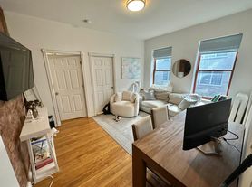 135 W 10th St, New York, NY