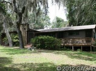130 Lake Susan Rd, Hawthorne, FL 32640