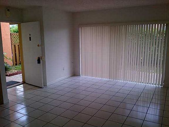 2nd image of 4270 NW 79th Ave APT 1D