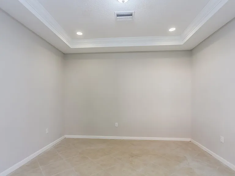 5805 Spanish Point Ct — Photo 13