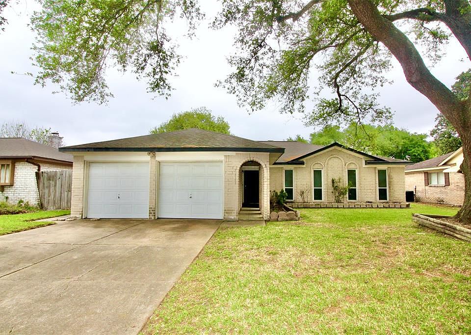 1st image of 9422 Claridge Dr