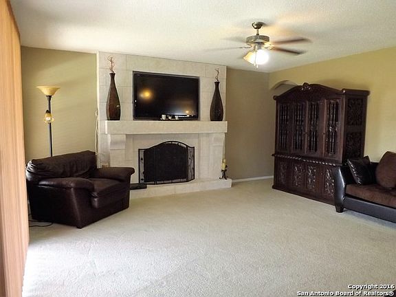 3rd image of 10112 Sunset Pl
