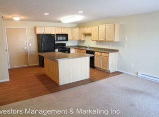 3841 Gardenview Dr APT 207, Grand Forks, ND 58201