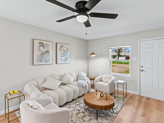 4th image of 7325 Wilcox Dr