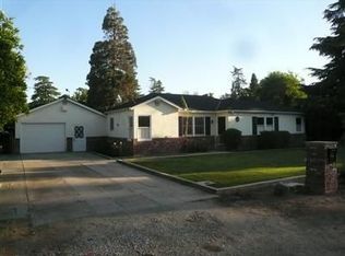 5502 E Bobolink Ln, Fresno, CA 93727